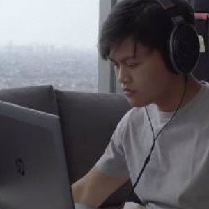 Jarang Bikin Konten YouTube, Agung Hapsah Jadi Gamers?  thumbnail